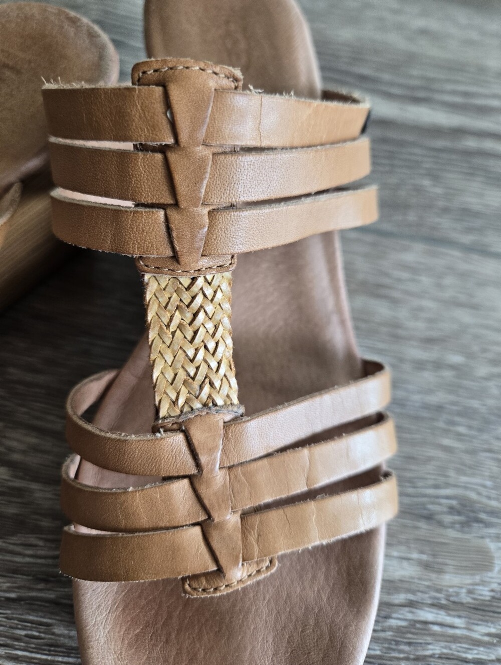 UGG Mattie Strappy Leather Platform Wedge Sandals Woven Boho Size 7.5 - Picture 5 of 9